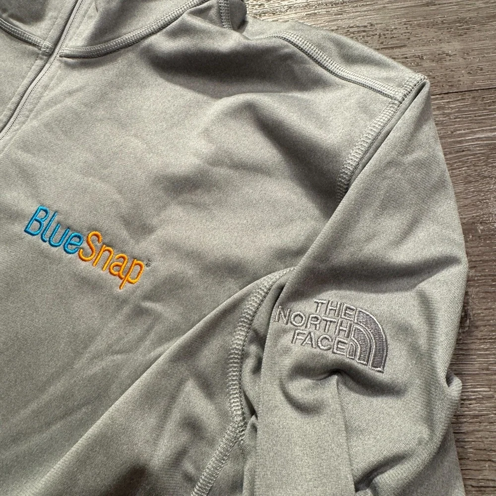The North Face Quarter Zip Pullover Men XL Gray Outdoor BlueSnap Gorpcore Hiking